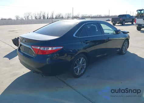 2015 Toyota Camry Se z USA, uszkodzony, nr VIN 4T1BF1FK6FU026251